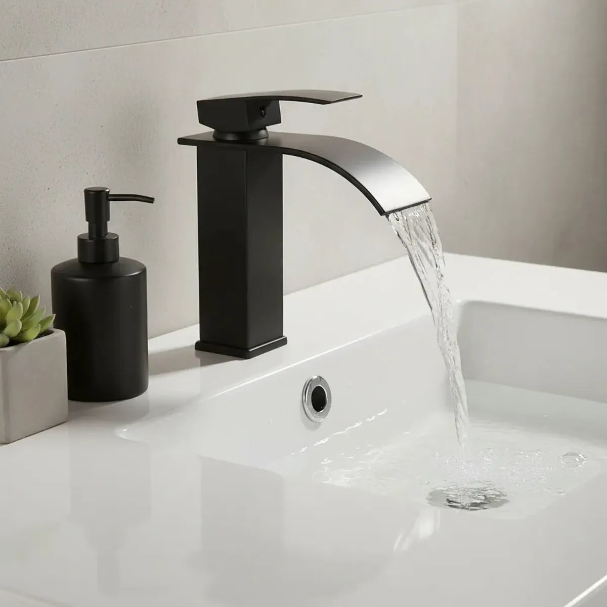 Llave Monomando Cascada Grifería Baño Negro Mate
